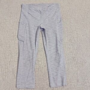 Lululemon Capri Leggings with pockets